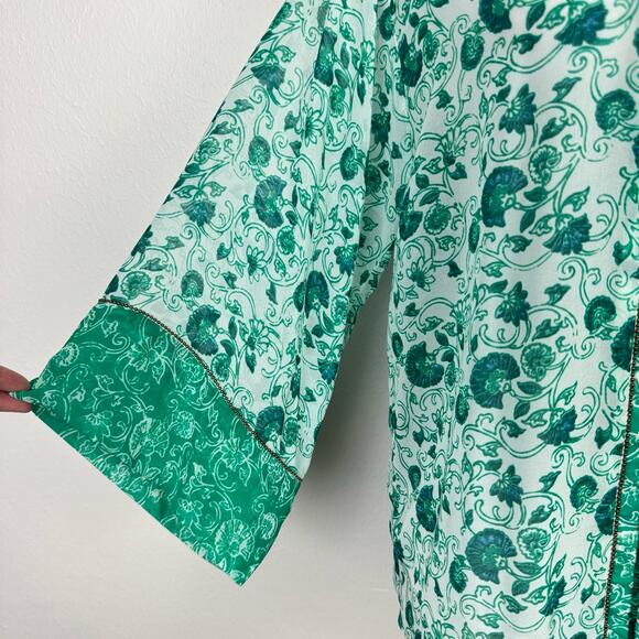 Chico's Sz 0 Congo Floral Tunic Green Print Sheer Embellished V-neck Blouse - Picture 9 of 13